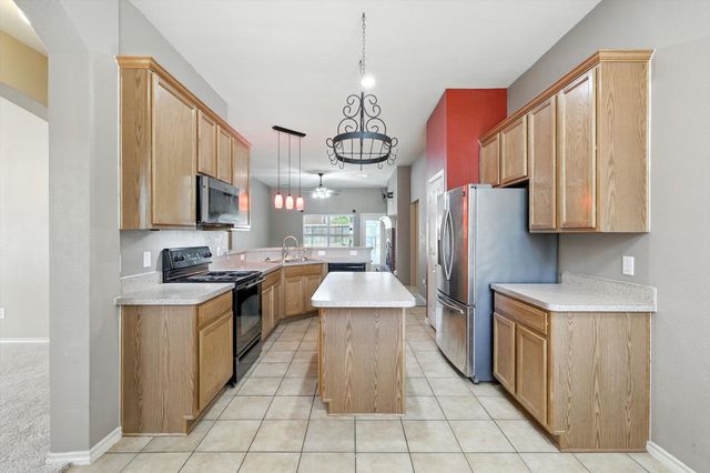 6012 Parkplace Drive, Denton, TX 76226