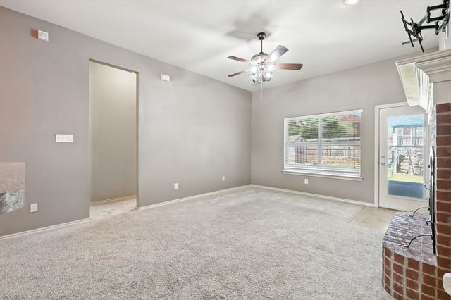 6012 Parkplace Drive, Denton, TX 76226