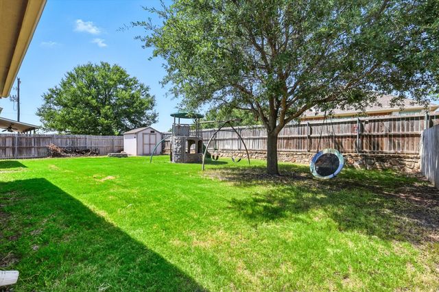 6012 Parkplace Drive, Denton, TX 76226