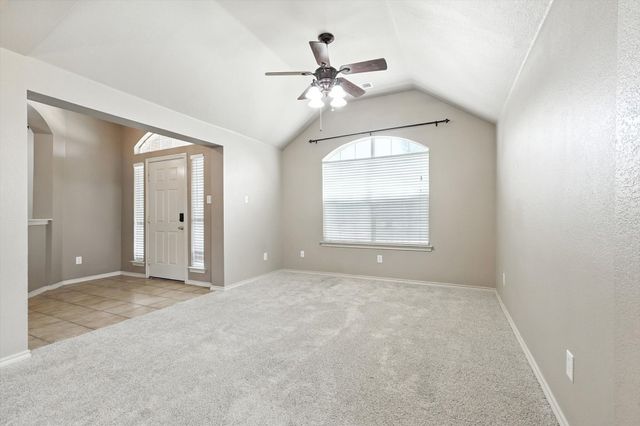 6012 Parkplace Drive, Denton, TX 76226