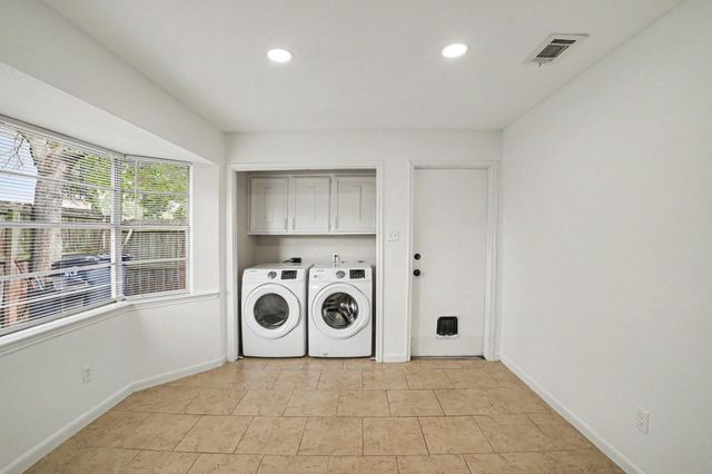 15606 Boulder Oaks Drive, Houston, TX 77084