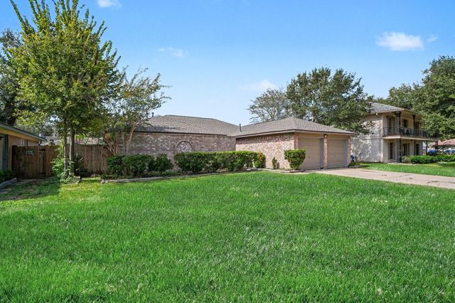 15606 Boulder Oaks Drive, Houston, TX 77084