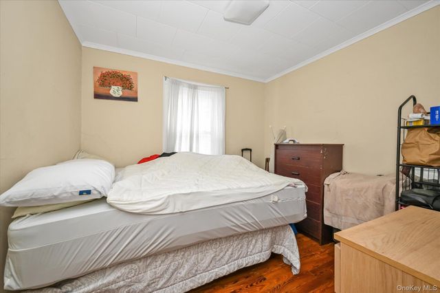 90-49 207th Street, Queens Village, NY 11428