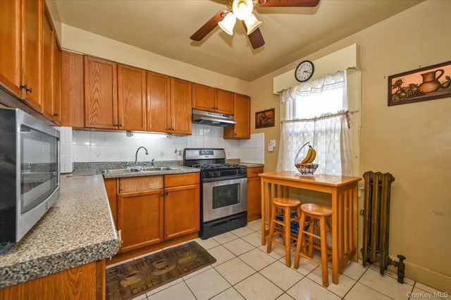 90-49 207th Street, Queens Village, NY 11428