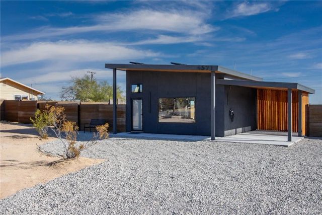 4571 Avenida La Flora Desierta, Joshua Tree, CA 92252