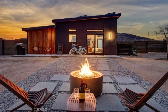 4571 Avenida La Flora Desierta, Joshua Tree, CA 92252