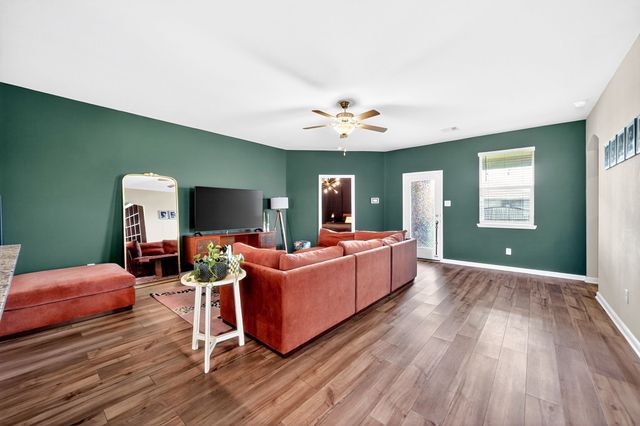 1033 McDonald Drive, Crowley, TX 76036