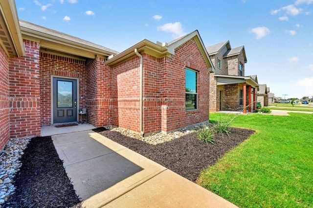 1033 McDonald Drive, Crowley, TX 76036