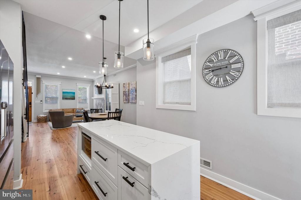 Image 14 of property listing at 851 N RINGGOLD ST, Philadelphia, PA 19130