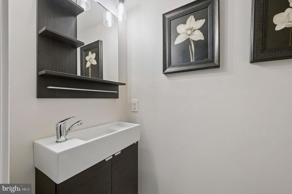 Image 24 of property listing at 851 N RINGGOLD ST, Philadelphia, PA 19130