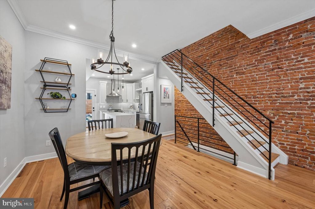 Image 9 of property listing at 851 N RINGGOLD ST, Philadelphia, PA 19130