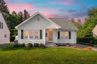 1222 Lakeway Avenue, Kalamazoo City, MI 49001