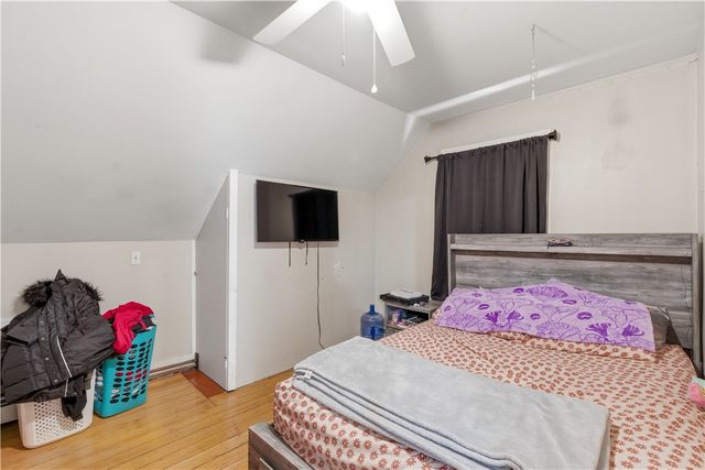 56 Oakland Avenue, Cranston, RI 02910