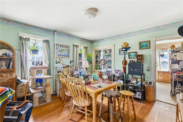 56 Oakland Avenue, Cranston, RI 02910