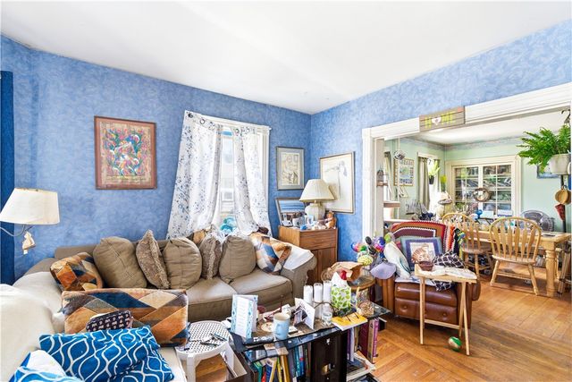 56 Oakland Avenue, Cranston, RI 02910