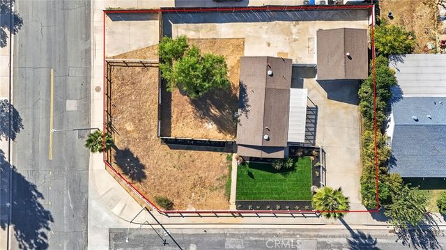 992 Park Avenue, Calimesa, CA 92320