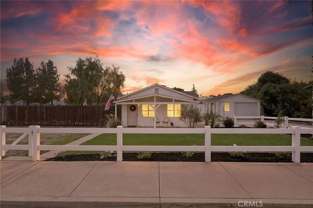 992 Park Avenue, Calimesa, CA 92320