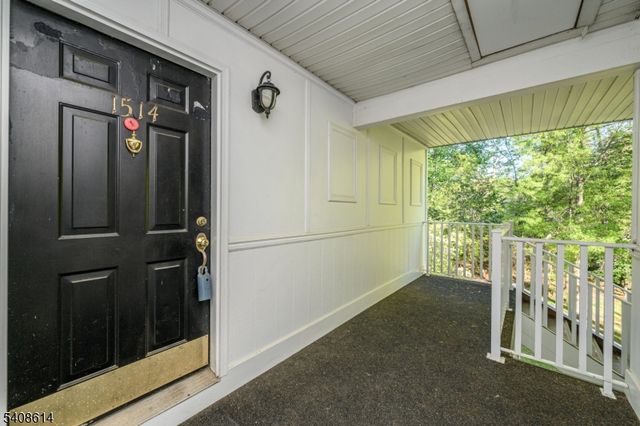 1514 Longley Ct, Branchburg Twp., NJ 08876