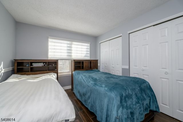 1514 Longley Ct, Branchburg Twp., NJ 08876