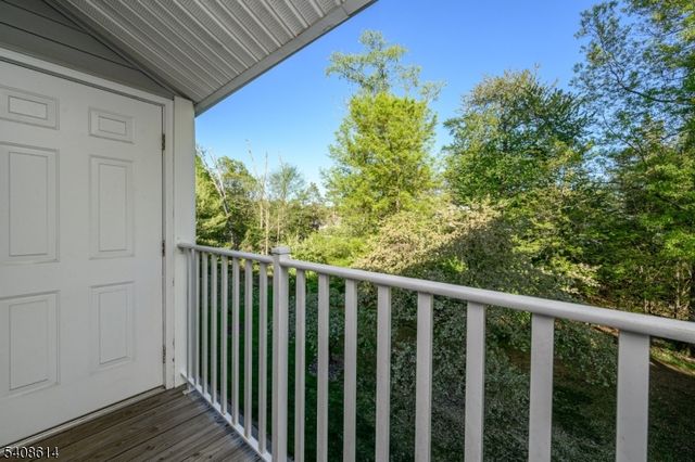 1514 Longley Ct, Branchburg Twp., NJ 08876