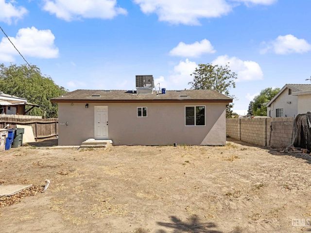 6705 Betty Street, Bakersfield, CA 93307