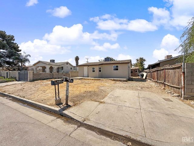 6705 Betty Street, Bakersfield, CA 93307