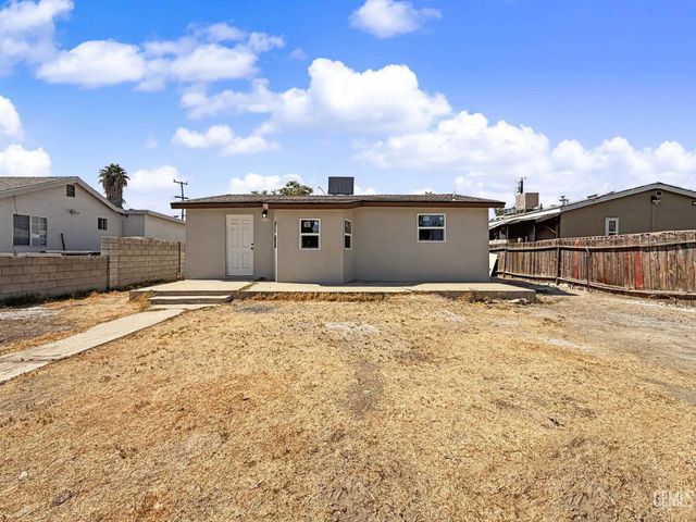 6705 Betty Street, Bakersfield, CA 93307