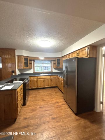 725 MYRTLE Avenue, Green Cove Springs, FL 32043