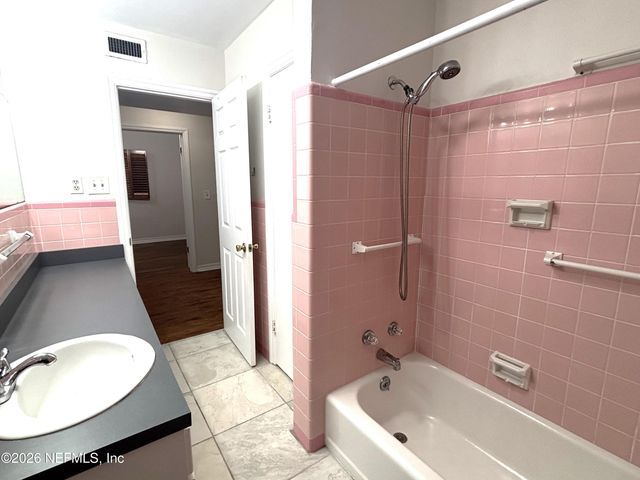 725 MYRTLE Avenue, Green Cove Springs, FL 32043