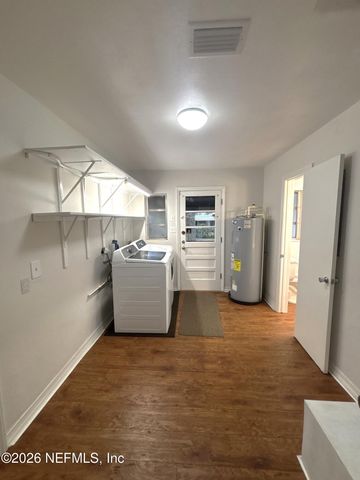 725 MYRTLE Avenue, Green Cove Springs, FL 32043