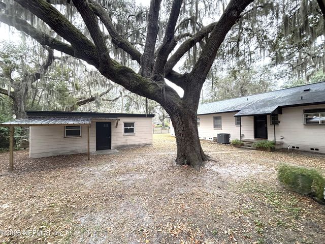 725 MYRTLE Avenue, Green Cove Springs, FL 32043