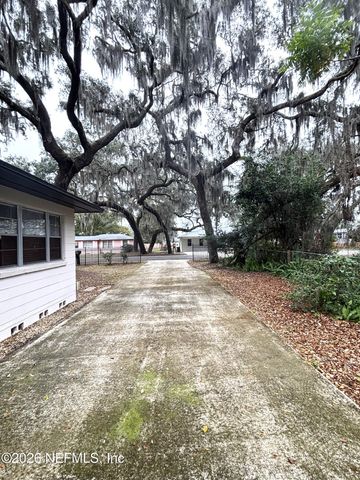 725 MYRTLE Avenue, Green Cove Springs, FL 32043