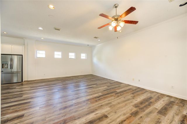 5701 Kiam Street A, Houston, TX 77007