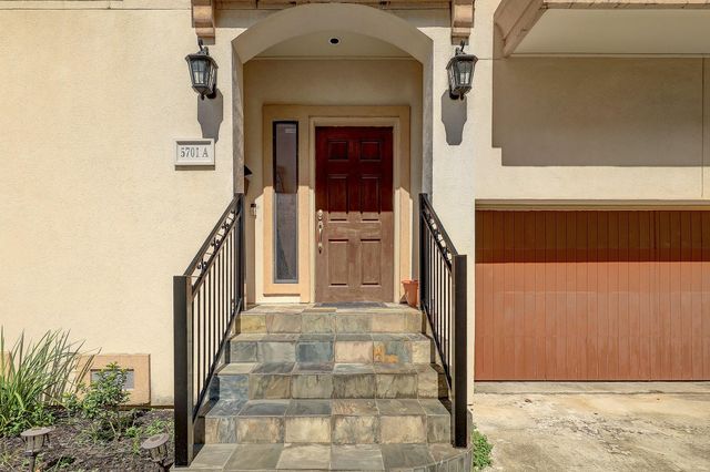 5701 Kiam Street A, Houston, TX 77007