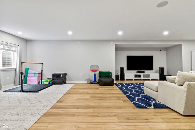 10214 Frieda Lane, Fishers, IN 46040