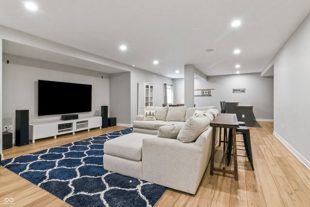 10214 Frieda Lane, Fishers, IN 46040