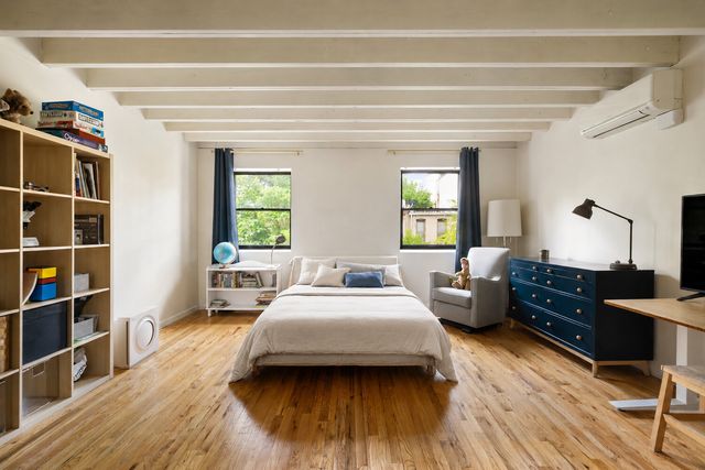 111 MADISON Street, New York City, NY 11216