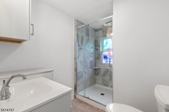 19 Adams St, Belvidere Twp., NJ 07823