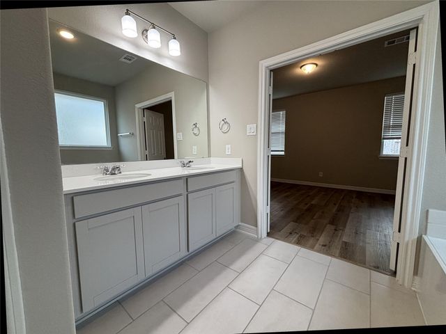 2913 Cliff Ridge Lane, Katy, TX 77493