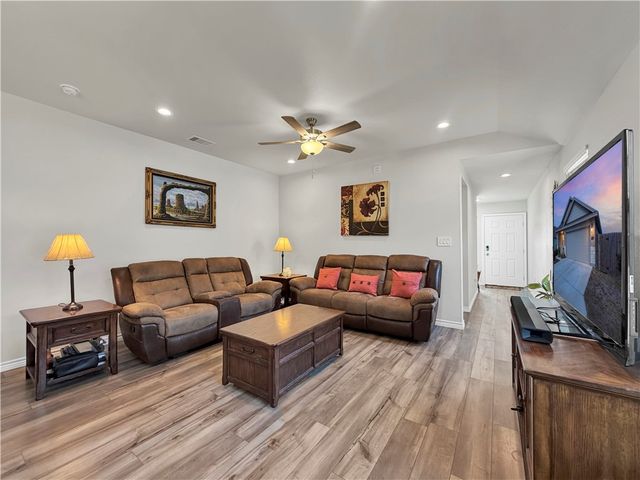 2301 Soothing St, Corpus Christi, TX 78418