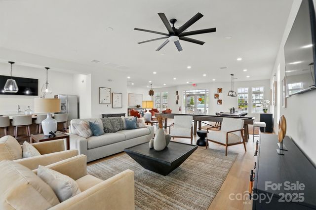 1770 Wardwell Drive, Sherrills Ford, NC 28673