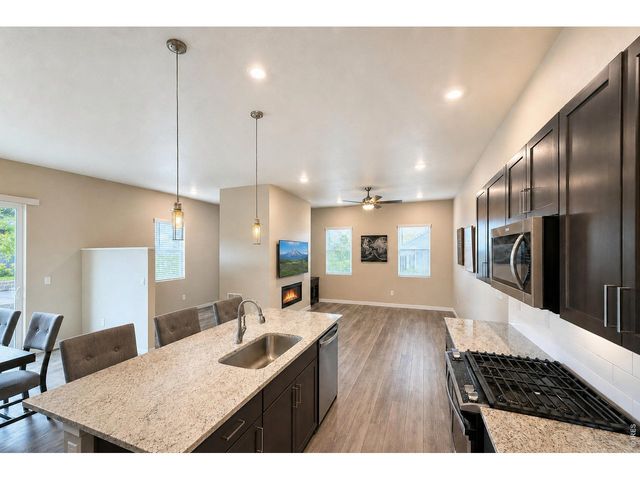 12611 Lake View St, Firestone, CO 80504