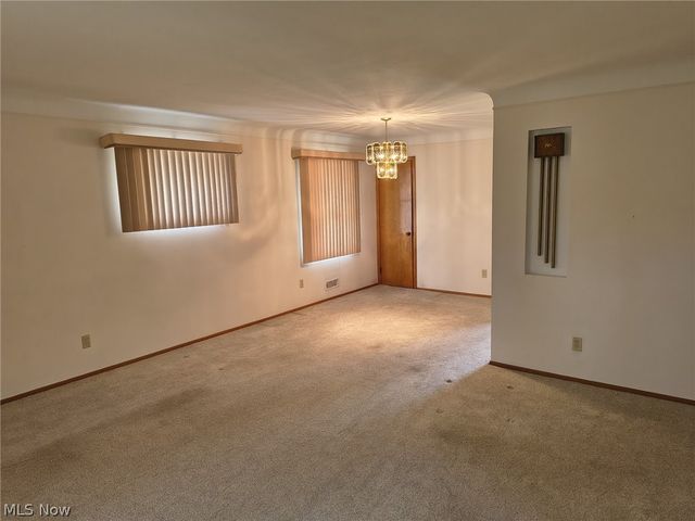 11531 Barrington Boulevard, Parma Heights, OH 44130