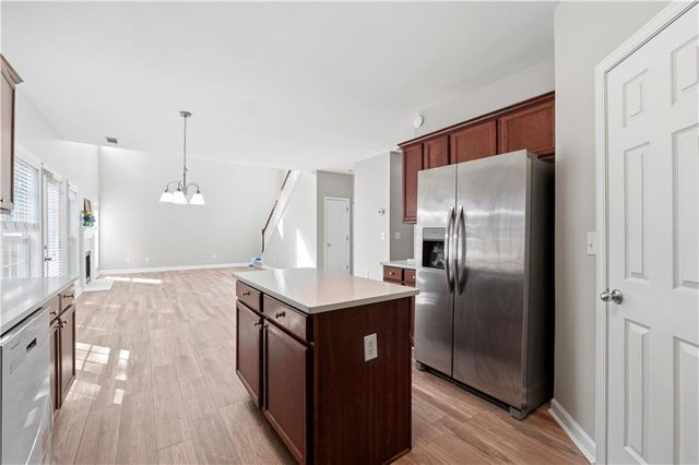 568 Austin Creek Drive, Buford, GA 30518