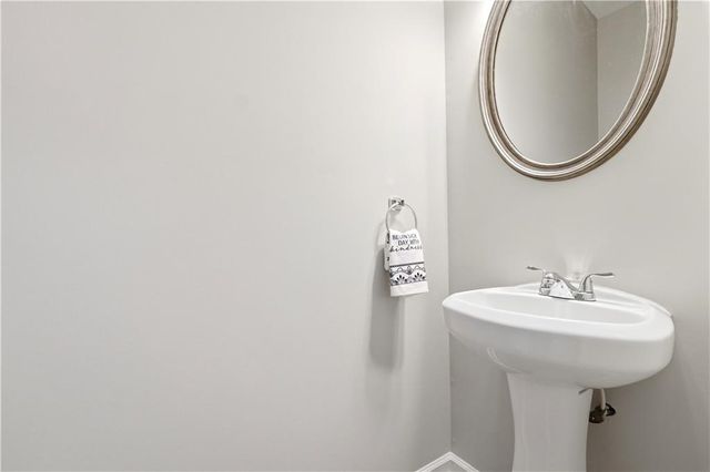 568 Austin Creek Drive, Buford, GA 30518