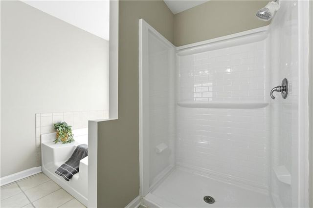 568 Austin Creek Drive, Buford, GA 30518