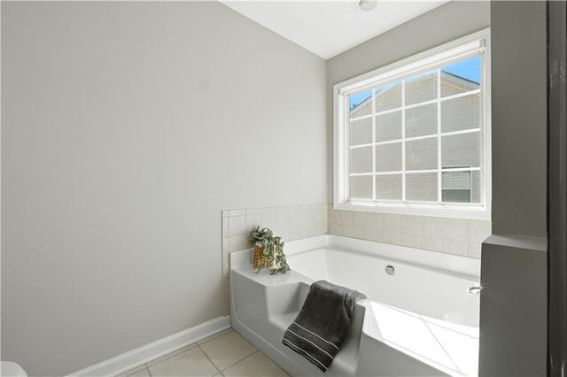 568 Austin Creek Drive, Buford, GA 30518