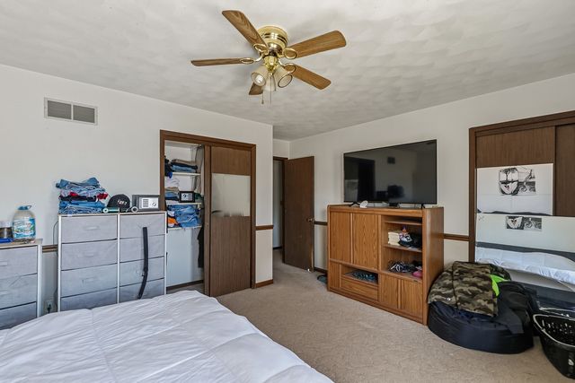 313 5th Street, Colona, IL 61241