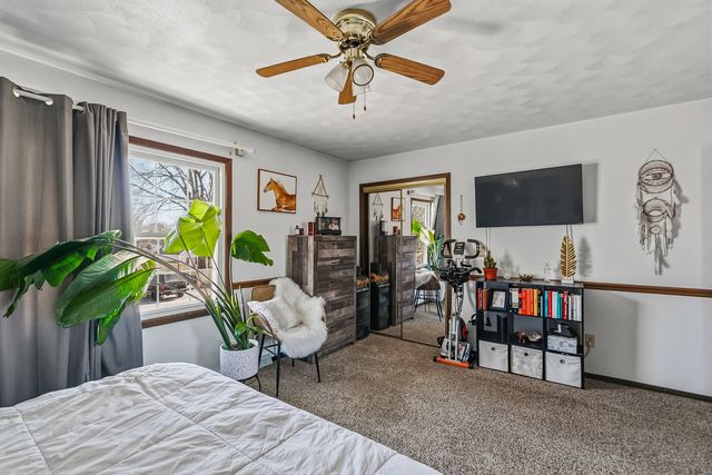 313 5th Street, Colona, IL 61241