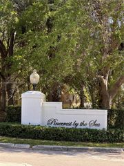 13351 SW 57th Ct, Pinecrest, FL 33156